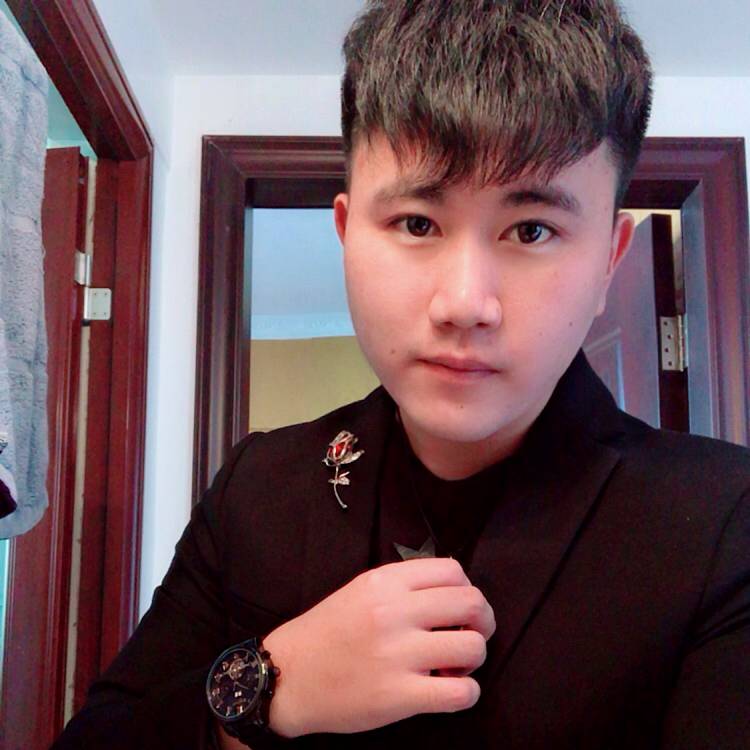 阿鑫啊。的照片