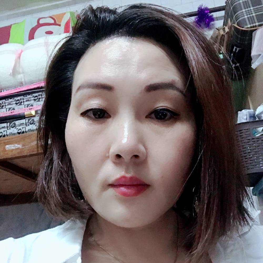 雪中梅香的照片