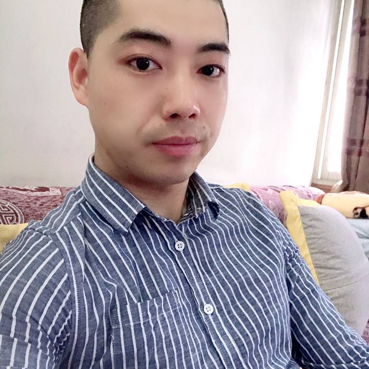 大米吃醋纯真的照片