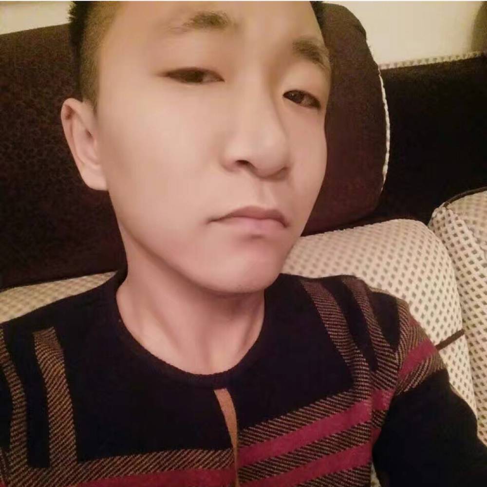 正经人^_^的照片