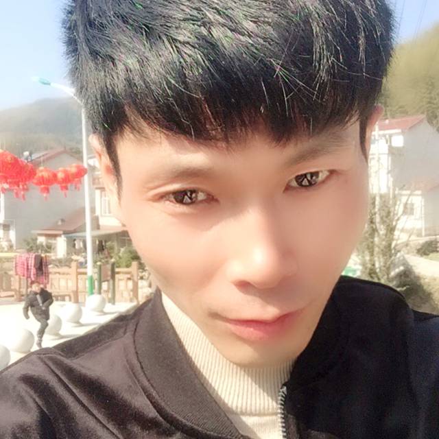 秋月激情的照片