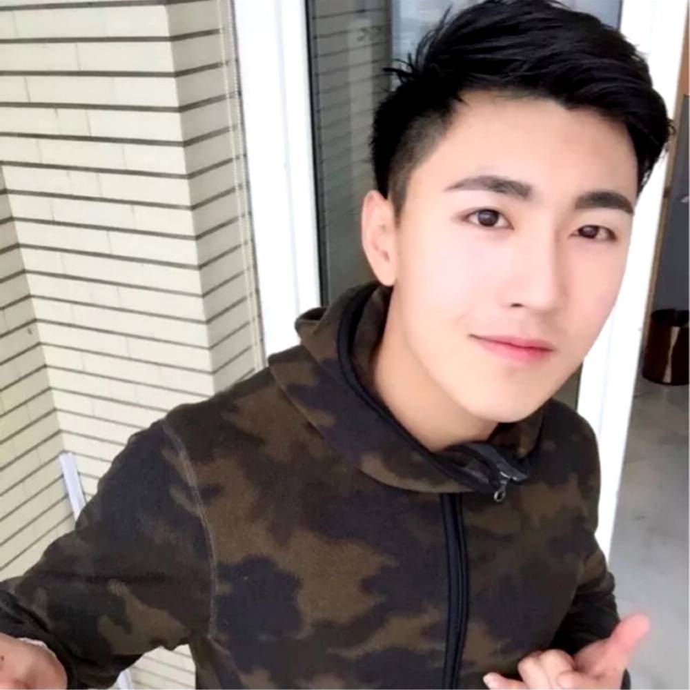 流影给彼年的照片