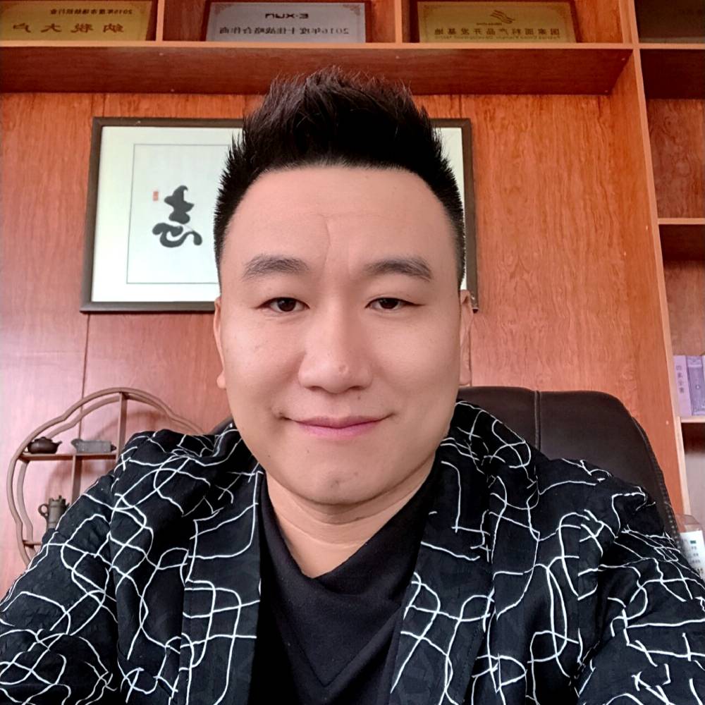 寒风蹁跹曾经的照片