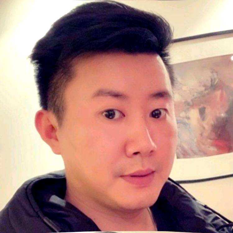 黑猫无心的照片