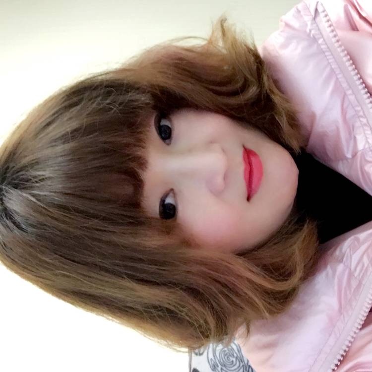 不听话的拿情动的照片