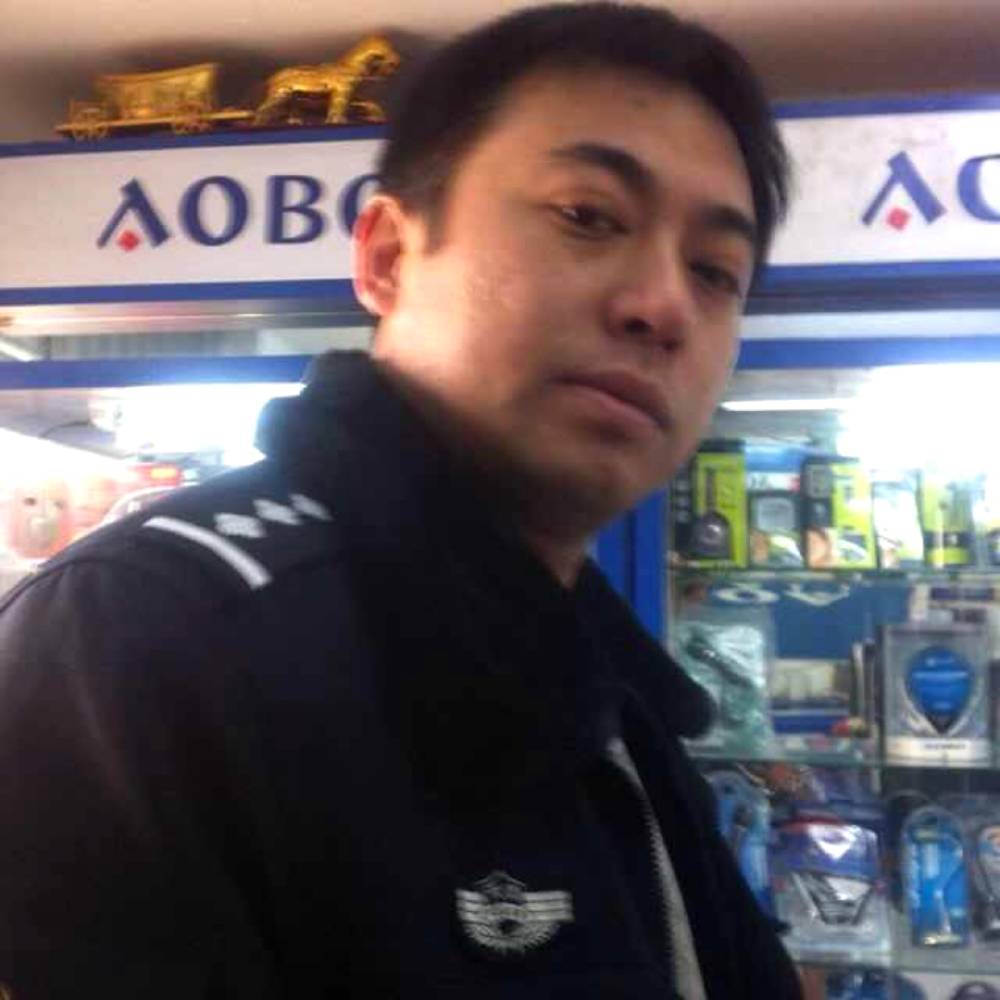 好人坏人男人的照片