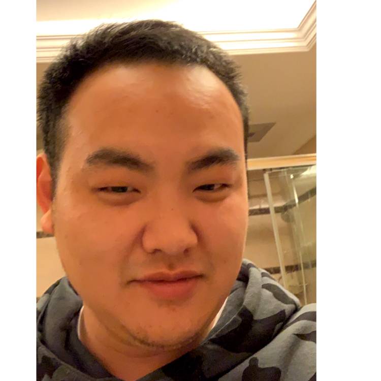 L。。的照片