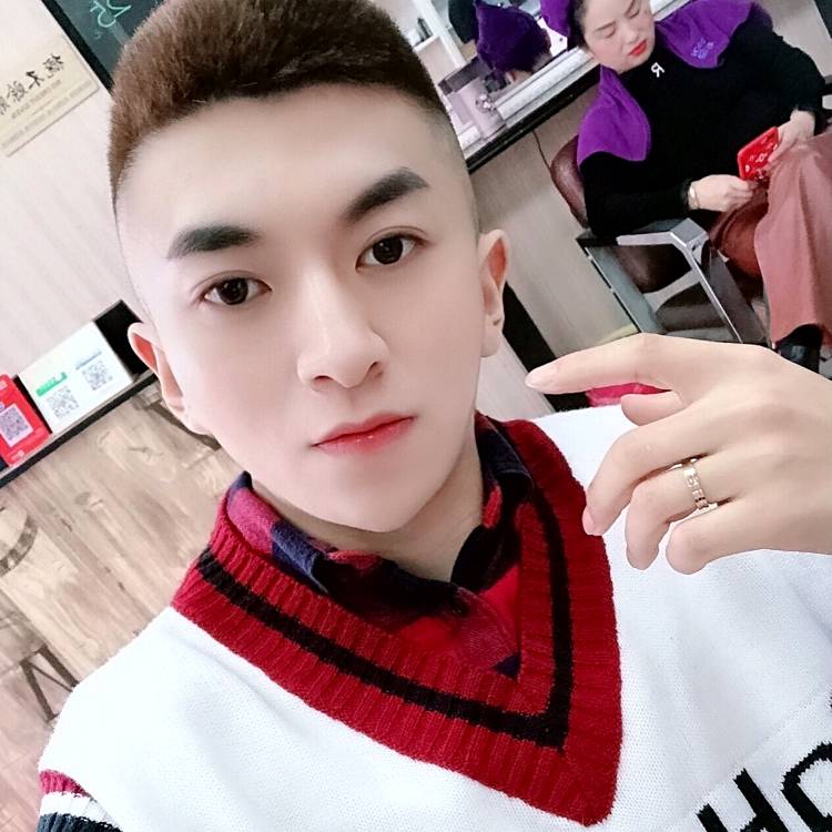 洛尘暧昧的照片