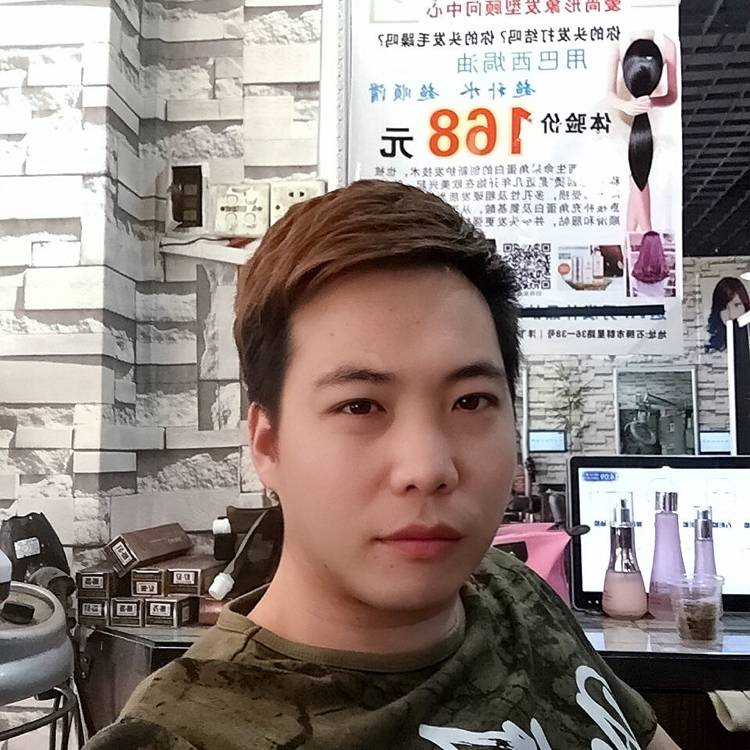 风中改变大山的照片