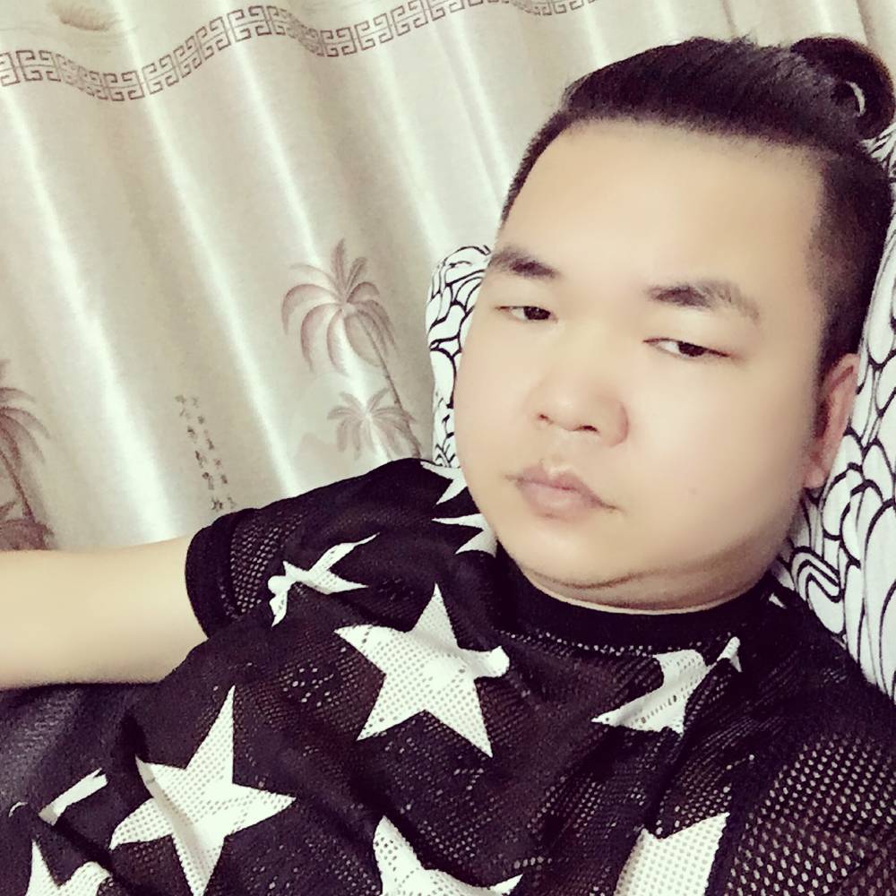 谨慎等待过客的照片