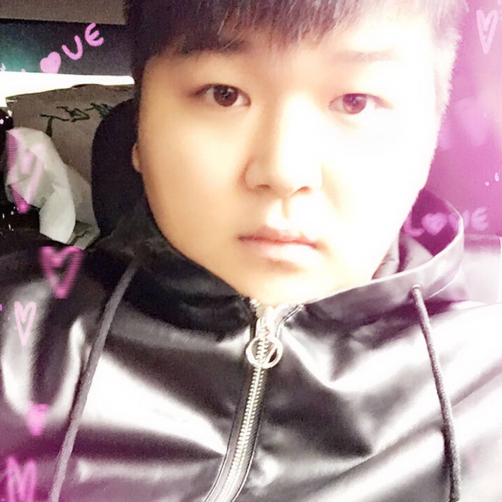 流岚泪了无情的照片