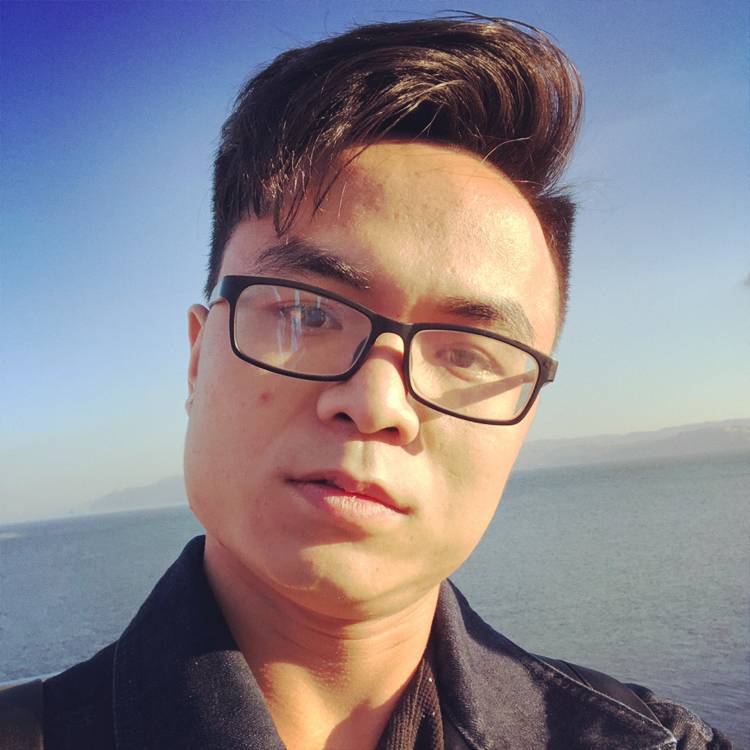 铃铛浅吻清脆的照片
