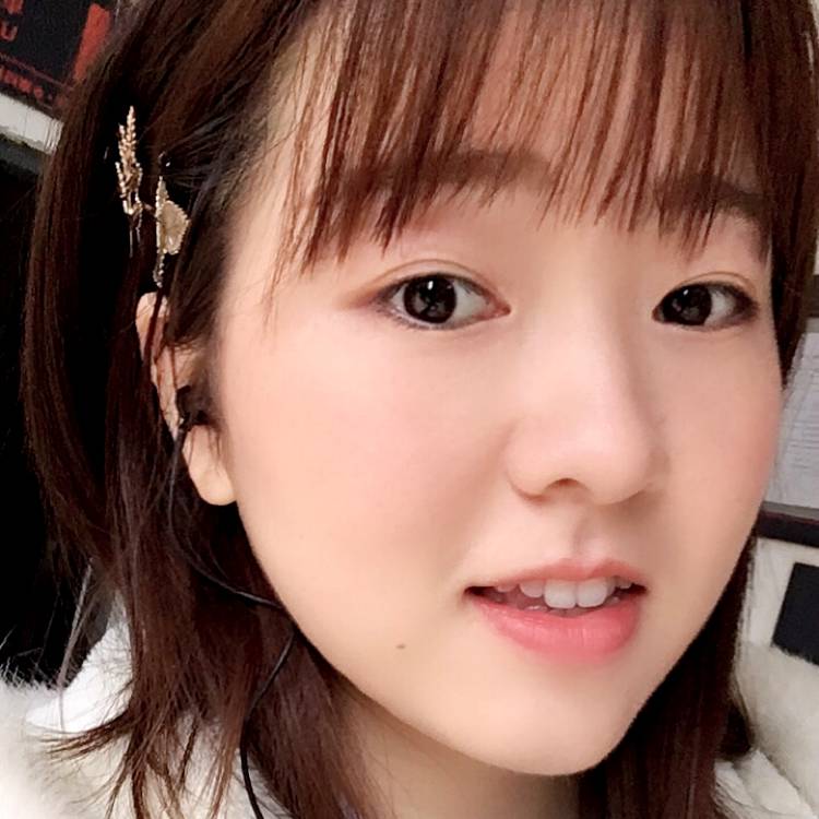 菠萝停止留胡子的照片