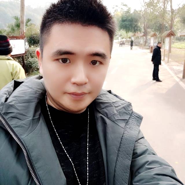 能干还烤鸡mo的照片