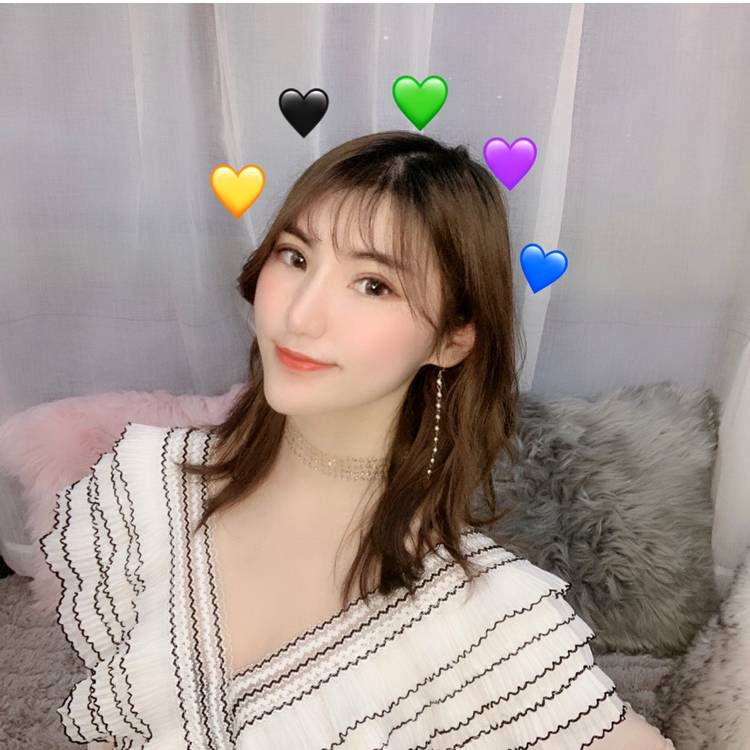 Jenny静静的照片