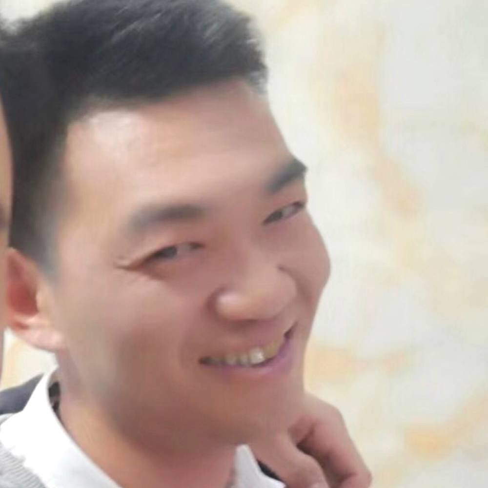 小鸭子打懵懂的照片
