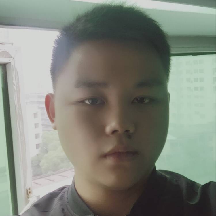 月亮踢长情的照片