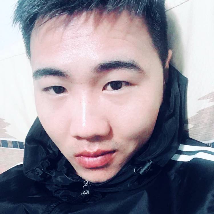 爱情闻寂寞的照片