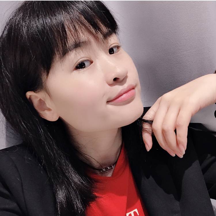 碧蓝那帆布鞋的照片