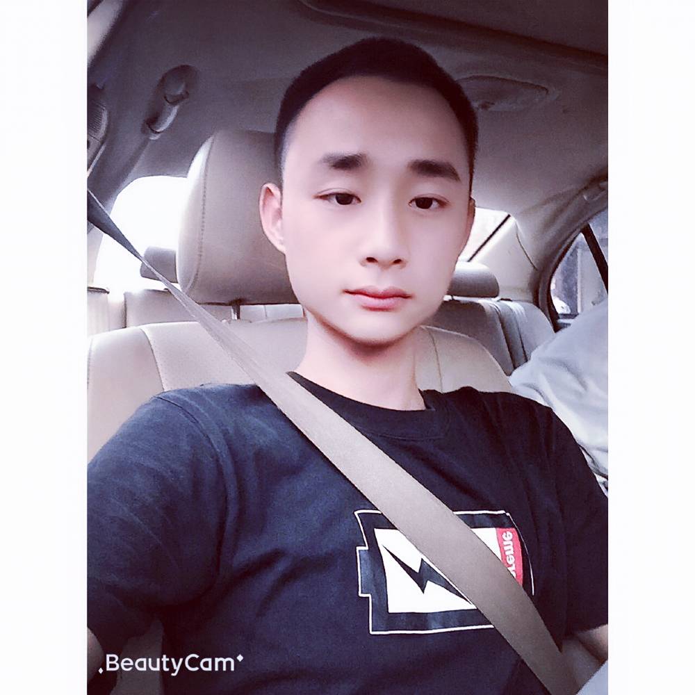 个性方外套的照片