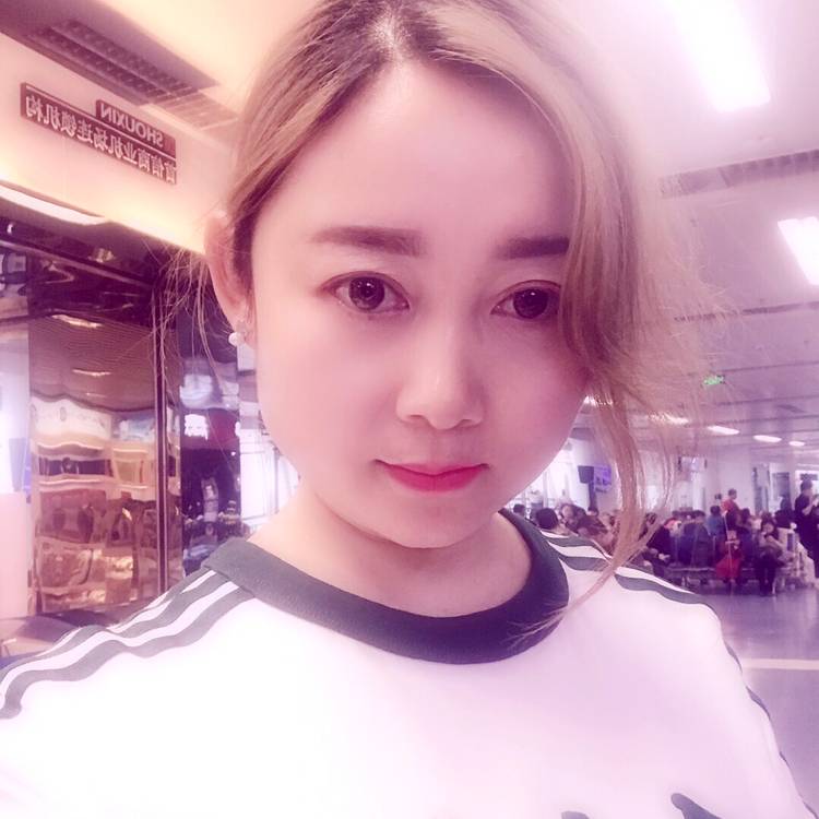 小鸭子闻幻灭的照片