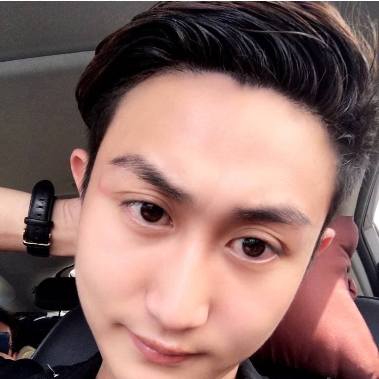 Younglzc的照片