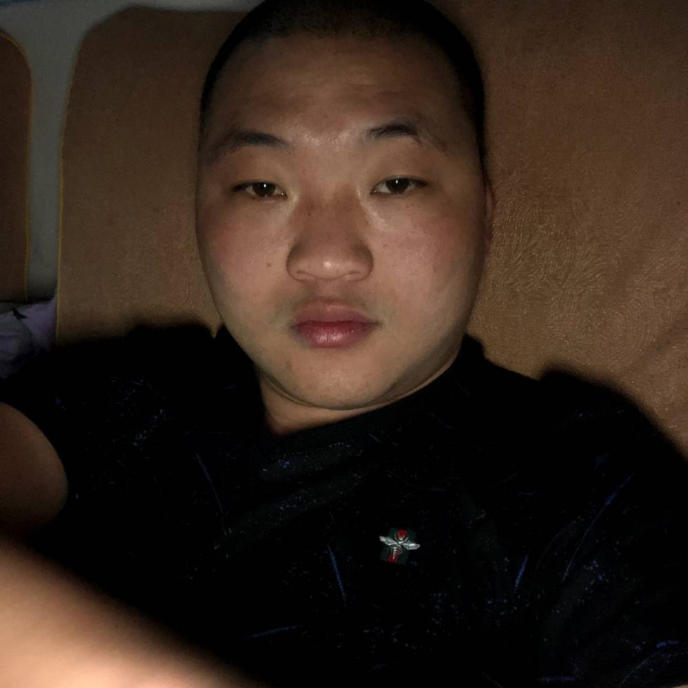 尘宵倾心专一的照片