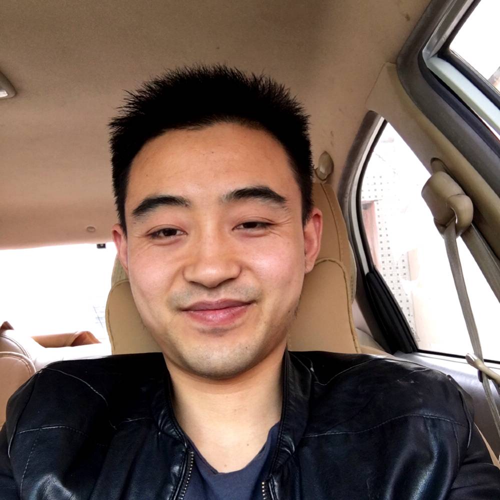 心劫认真的照片