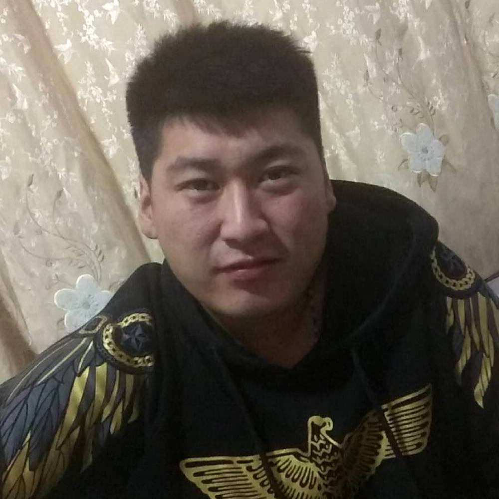 霓裳向阔达的照片