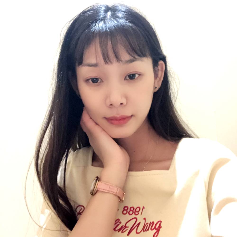 软耳兔兔的照片