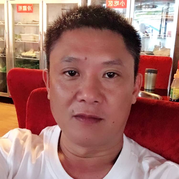 吴延三的照片