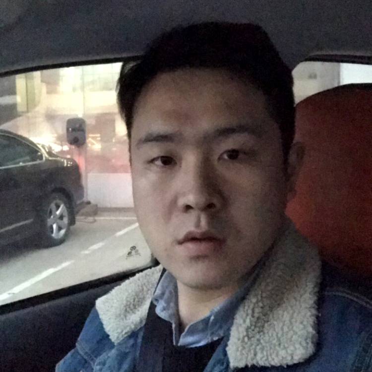 风飞的季节的照片