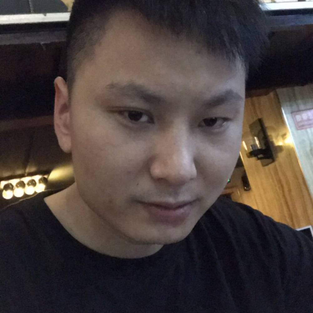 伴风望海、的照片