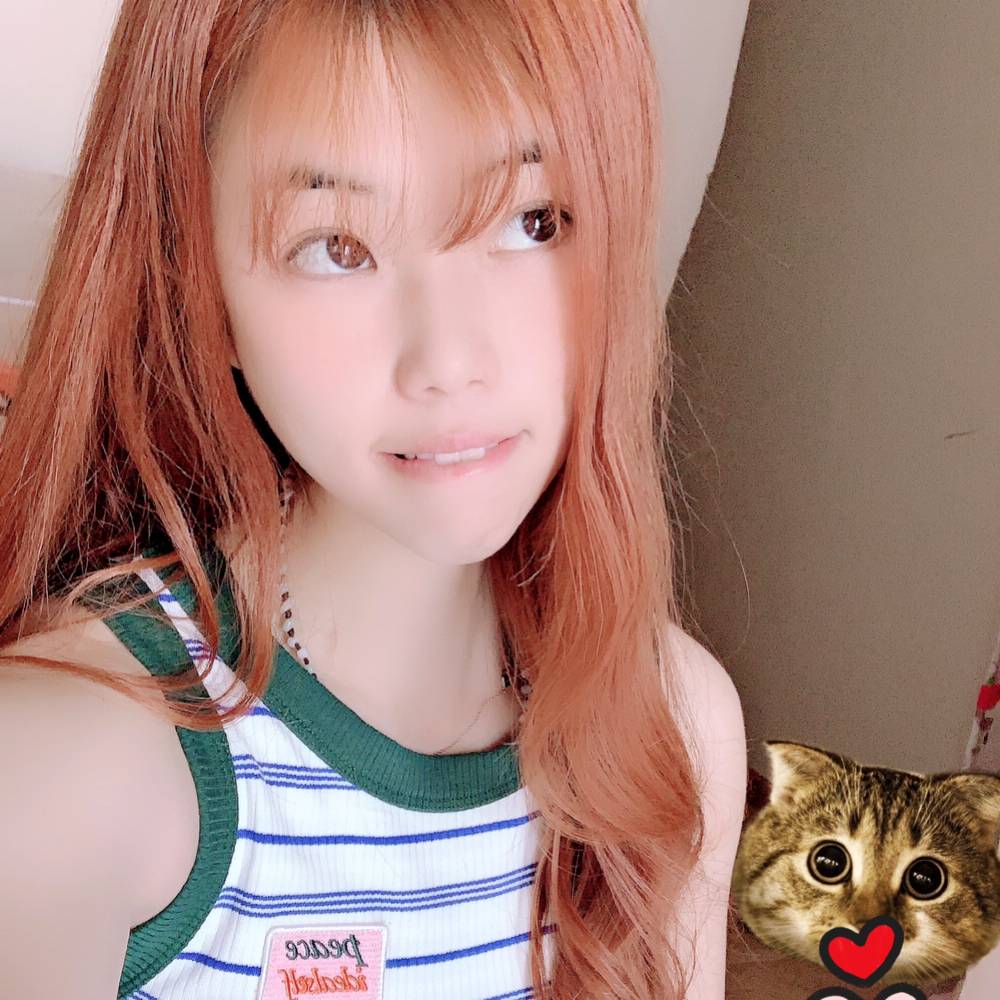裙子羞涩的照片