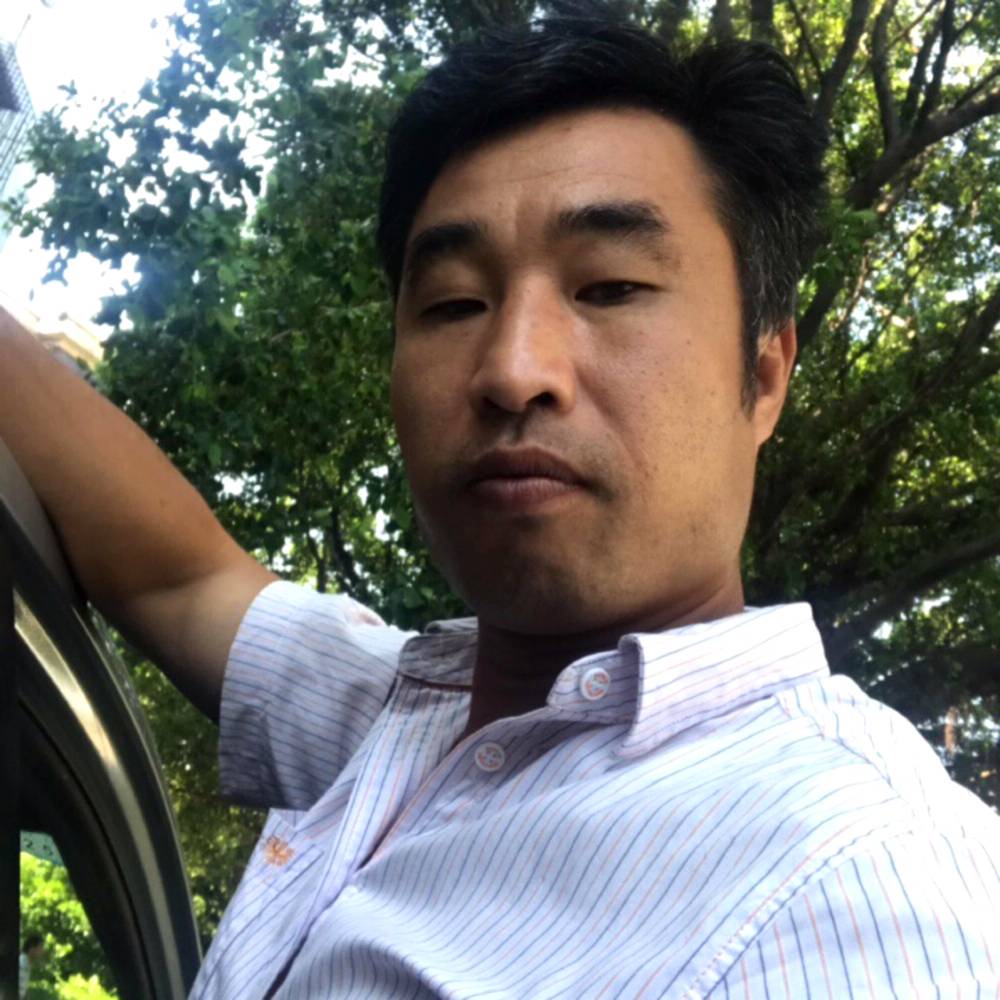 金雕琢的照片