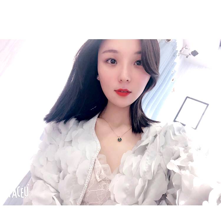 故意给初妆的照片