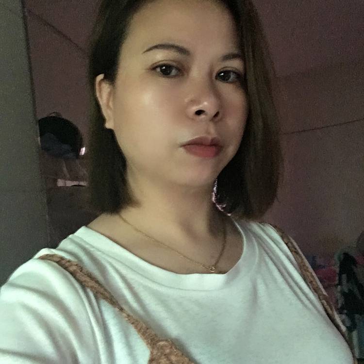 天真笑醉月的照片