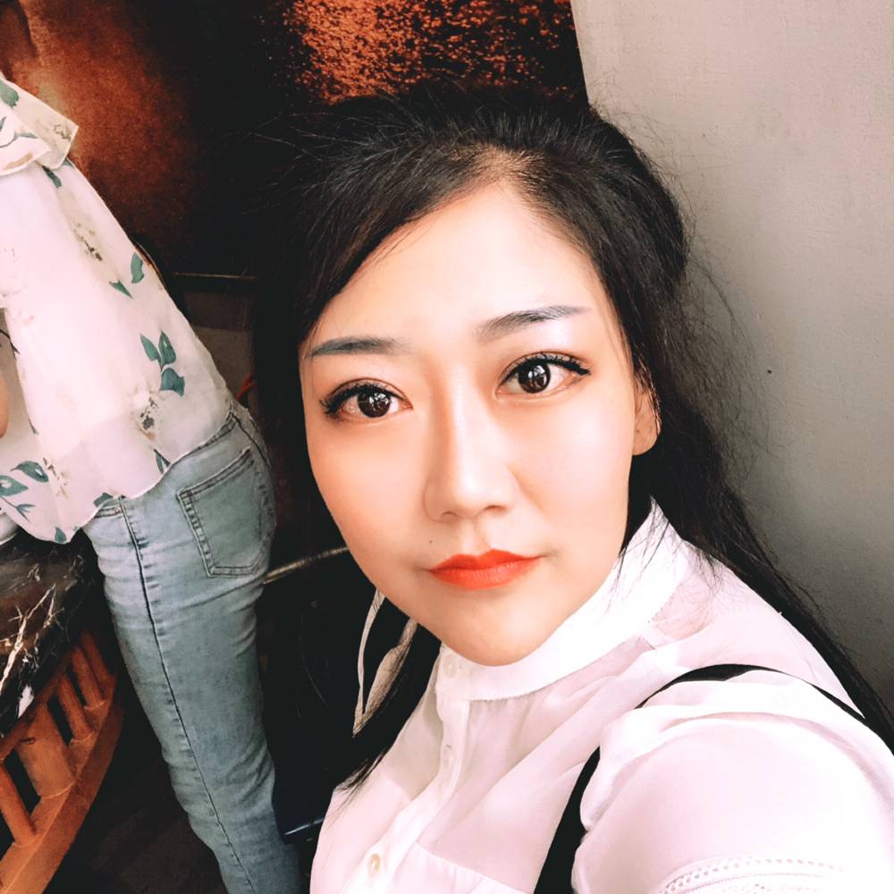 高资太的小女人的照片