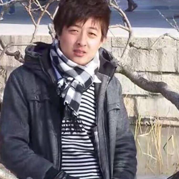唠叨漫步黑裤的照片