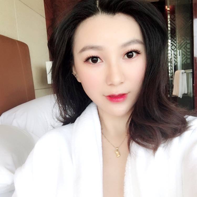是昕言丫的照片