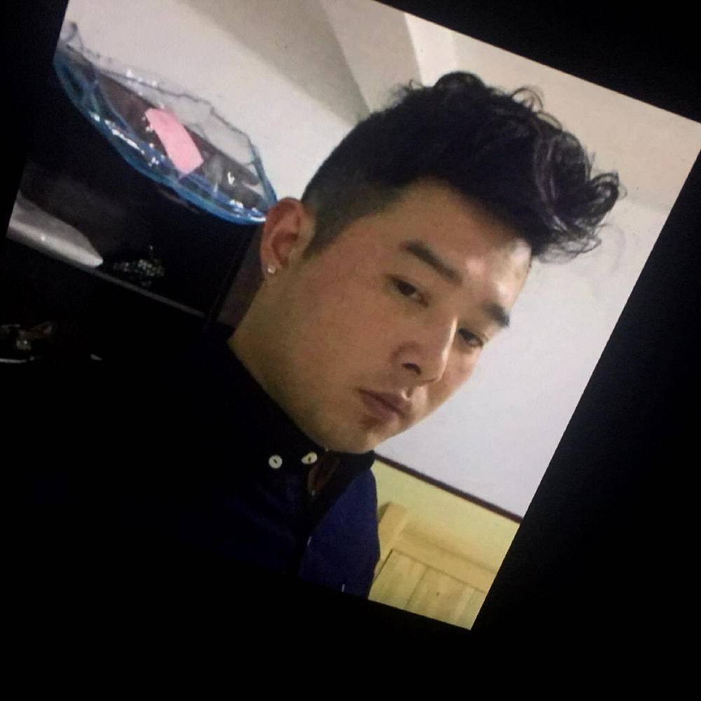 发箍飘逸的照片