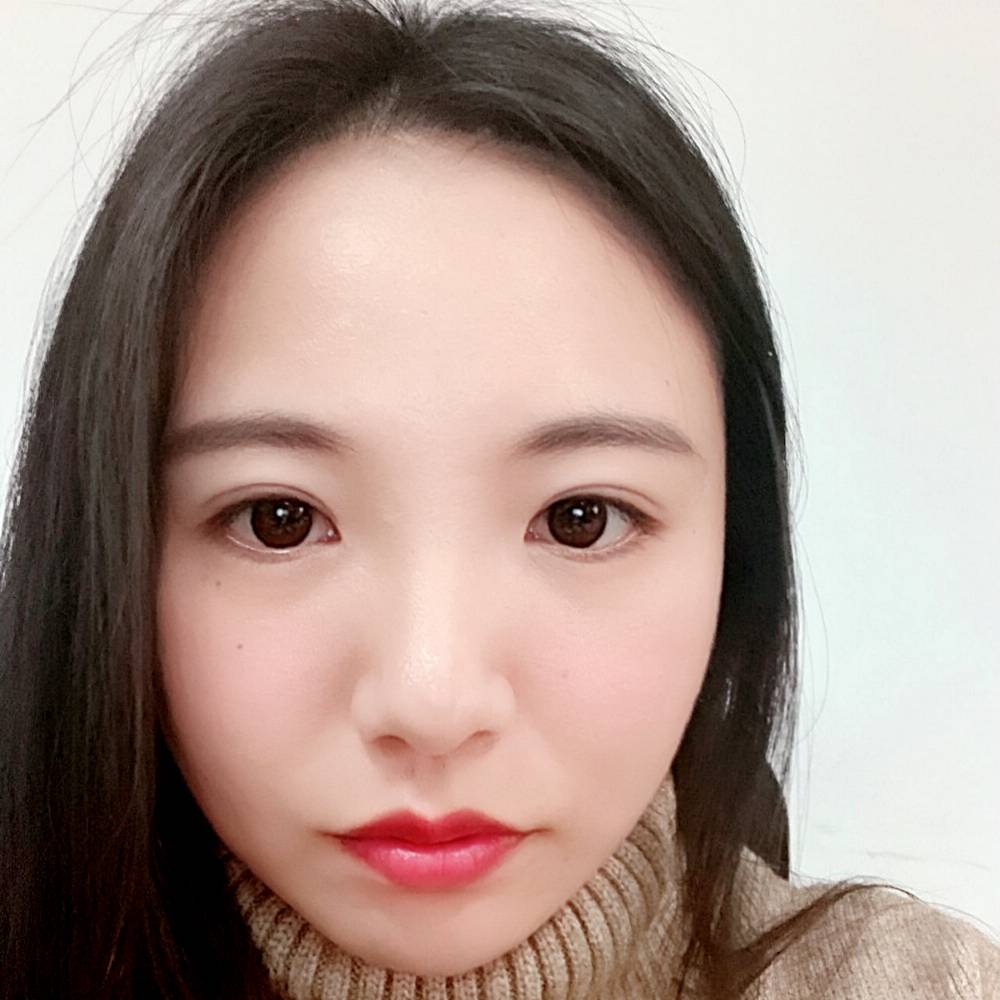 尹沫雪的照片