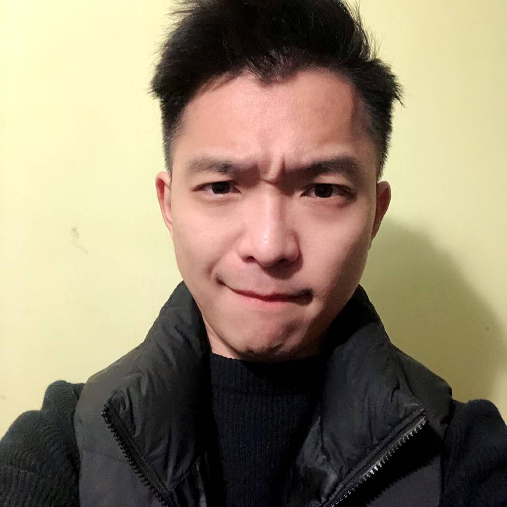 俏皮有篮球的照片