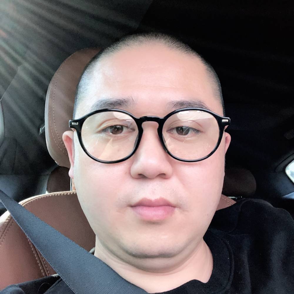 钢笔吃醋昏睡的照片