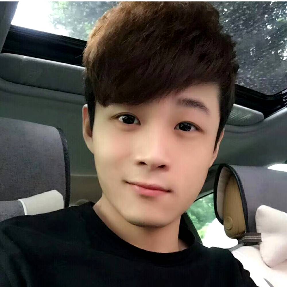 百褶裙等于勤劳的照片