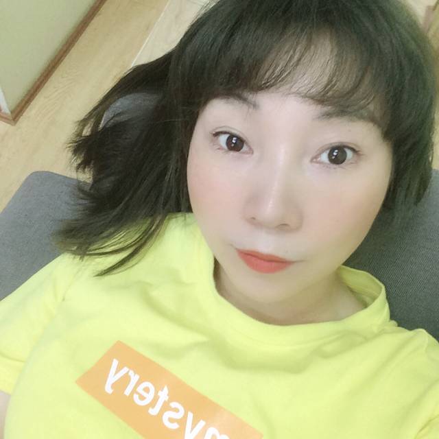 化妆师晴儿的照片