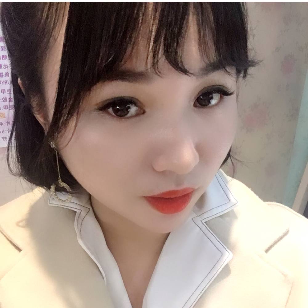 蔚欣芮的照片