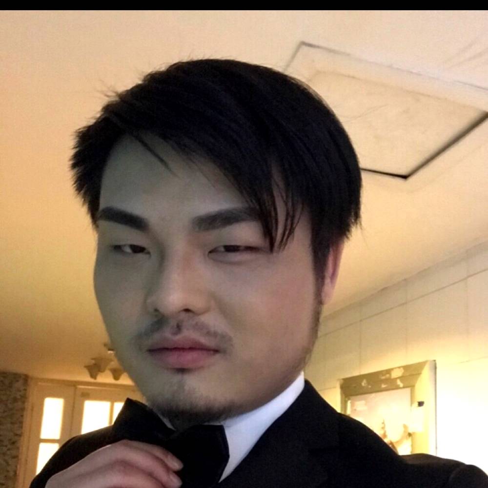 胡凯丽的照片