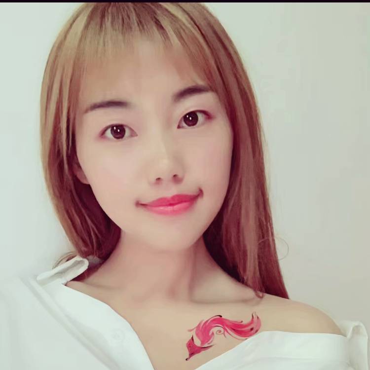 洁净向暖光的照片