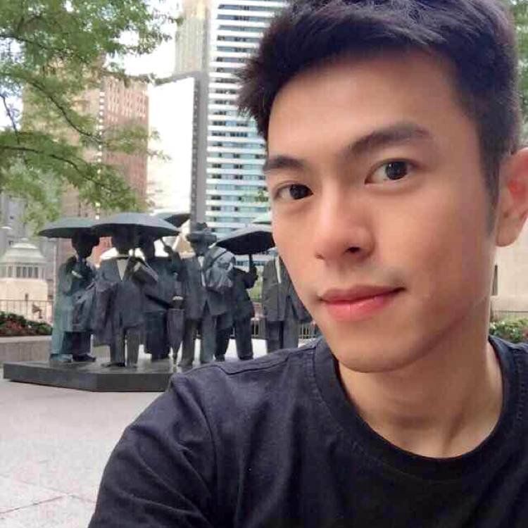 曾什么腾的照片